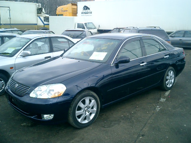 2000 Toyota Mark II Pictures