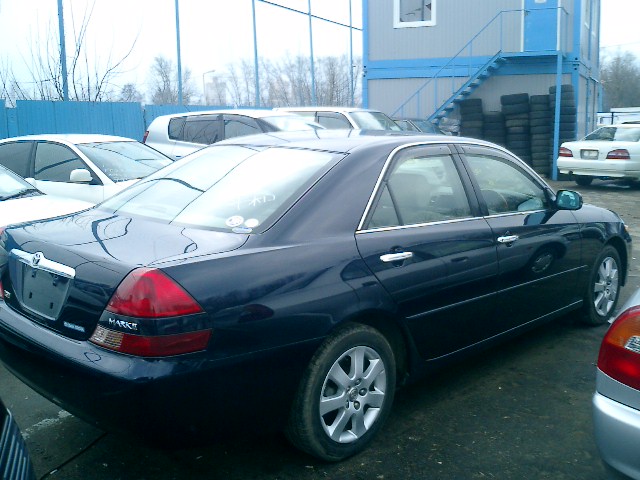 2000 Toyota Mark II Photos