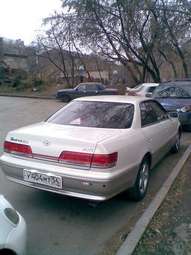 2000 Toyota Mark II Photos