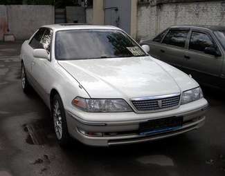 2000 Toyota Mark II Pics