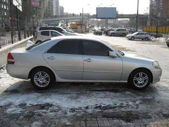 2000 Toyota Mark II Pictures