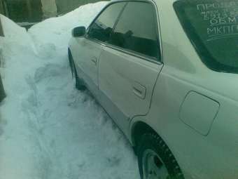 2000 Toyota Mark II Images