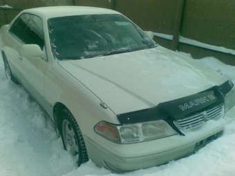 2000 Toyota Mark II Pictures