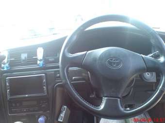 2000 Toyota Mark II Pictures