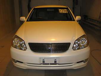 2000 Toyota Mark II Pictures