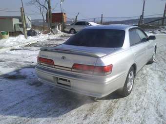 2000 Toyota Mark II Pictures