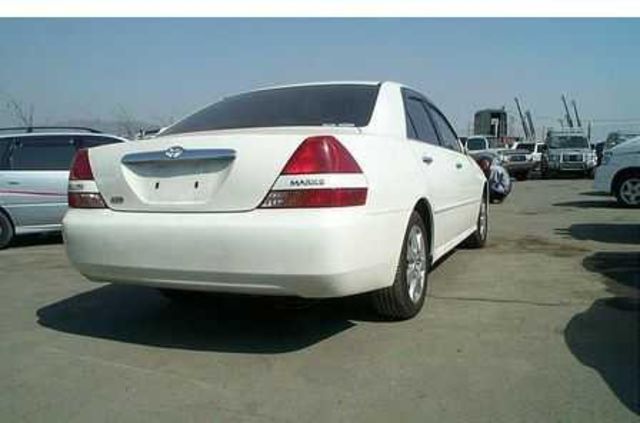 2001 Toyota Mark II