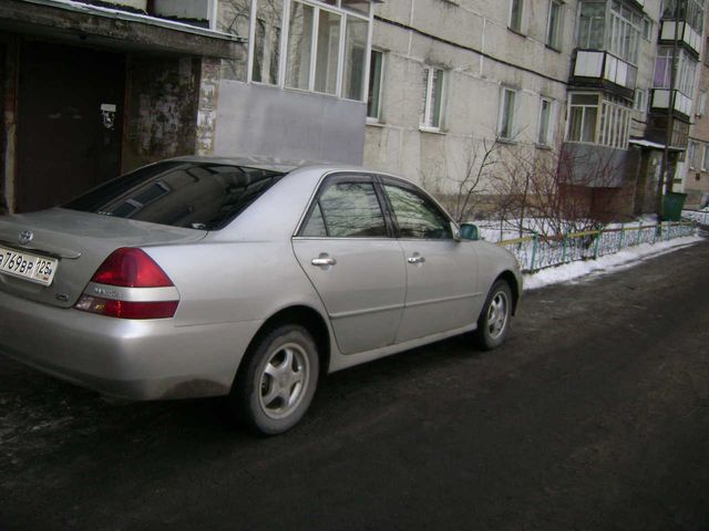 2001 Toyota Mark II