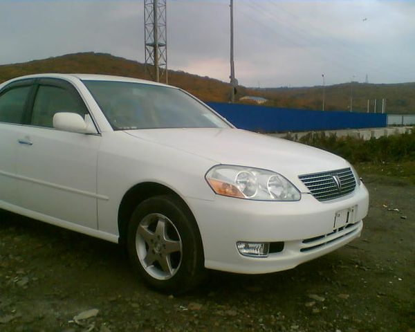 2001 Toyota Mark II