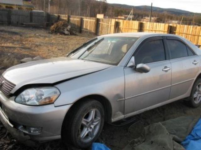 2001 Toyota Mark II