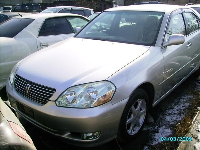 2001 Toyota Mark II
