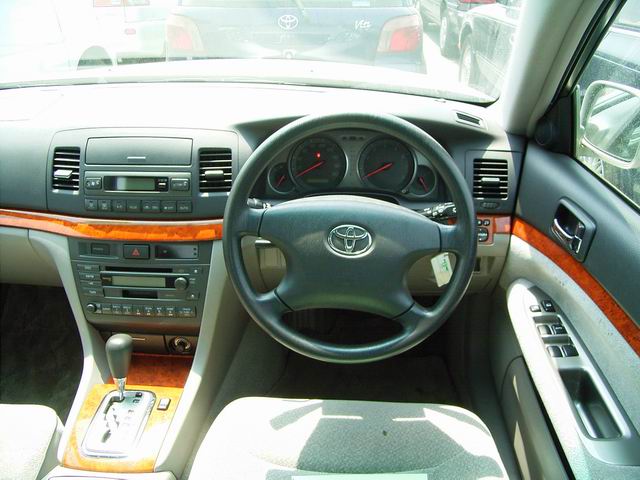 2001 Toyota Mark II Pictures