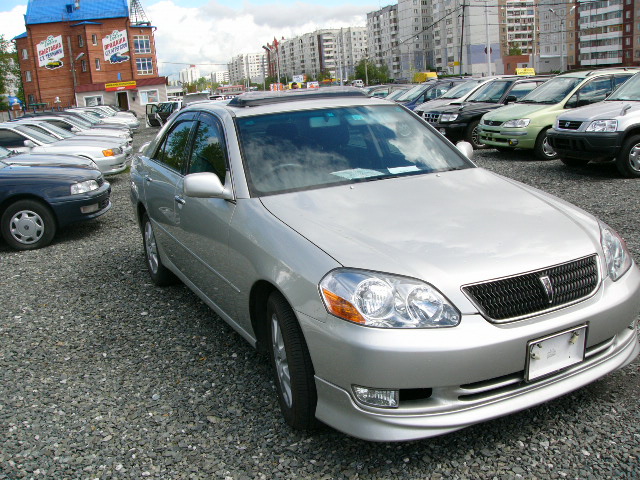 2001 Toyota Mark II Pictures