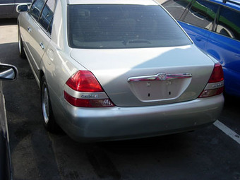 2001 Toyota Mark II Photos