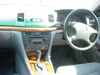 2001 Toyota Mark II Pictures