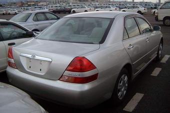 2001 Toyota Mark II Photos