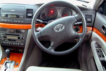 2001 Toyota Mark II Pictures
