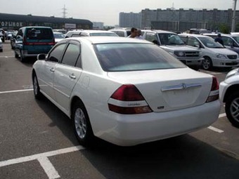 2001 Toyota Mark II Images