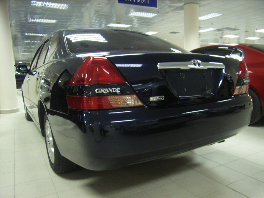 2001 Toyota Mark II Images