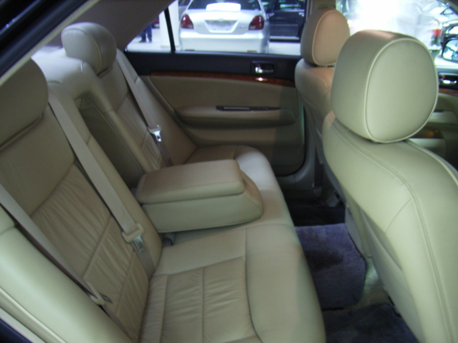 2001 Toyota Mark II Pics