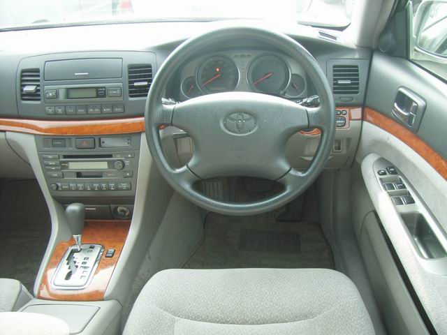 2001 Toyota Mark II Pics