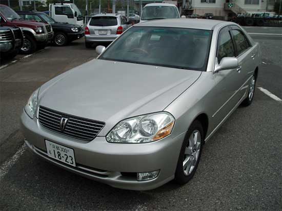 2001 Toyota Mark II Pics