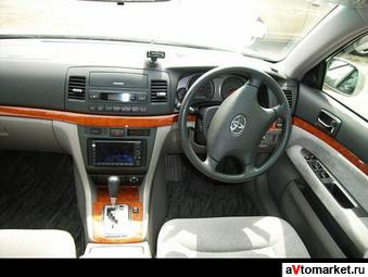 2001 Toyota Mark II Images