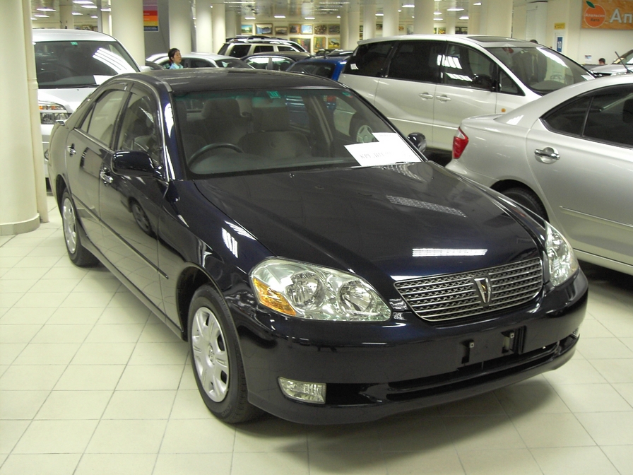 2001 Toyota Mark II Photos