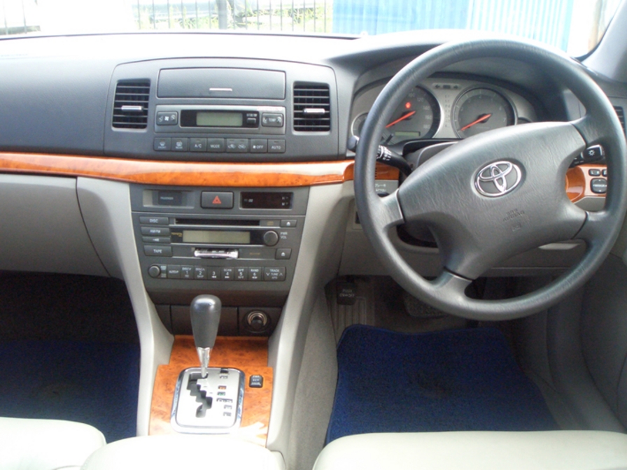 2001 Toyota Mark II Photos
