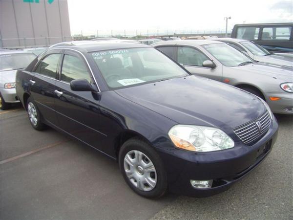 2001 Toyota Mark II Images
