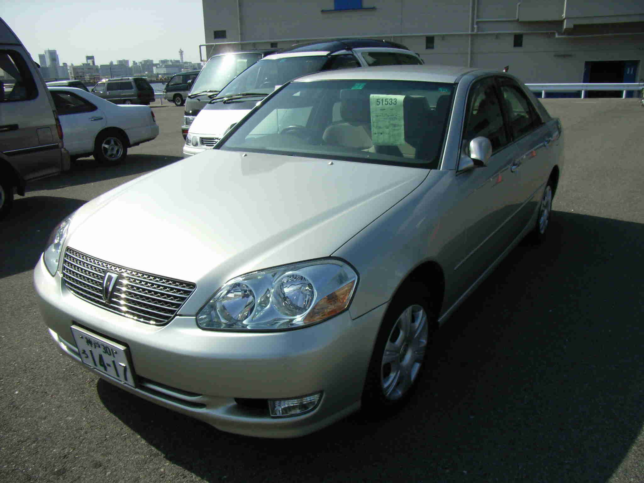 2001 Toyota Mark II Pictures