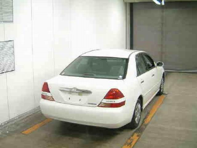 2001 Toyota Mark II Photos