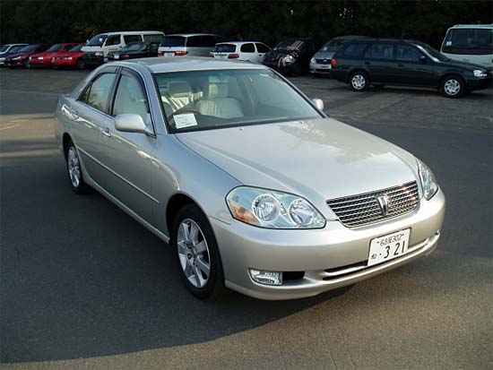 2001 Toyota Mark II Pictures