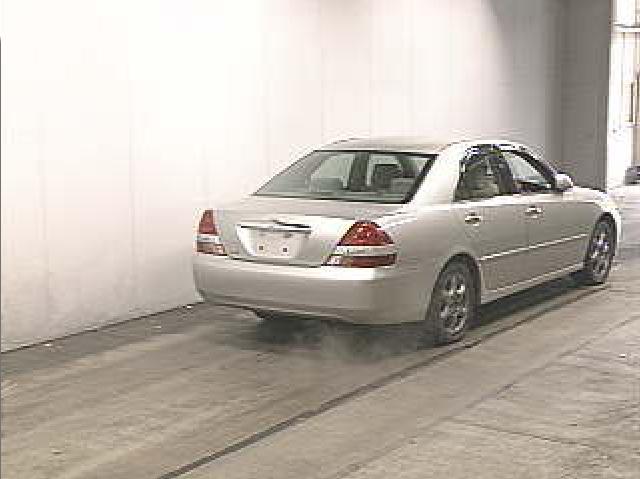 2001 Toyota Mark II Pics
