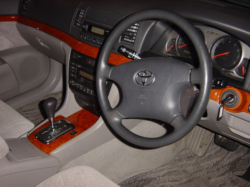 2001 Toyota Mark II Pics