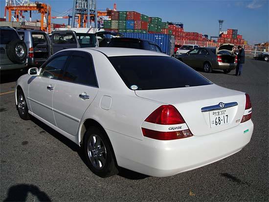 2001 Toyota Mark II Pictures