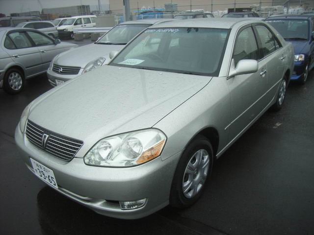 2001 Toyota Mark II Pictures