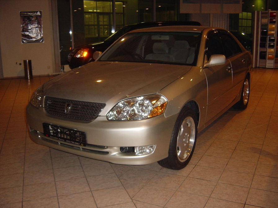 2001 Toyota Mark II Wallpapers