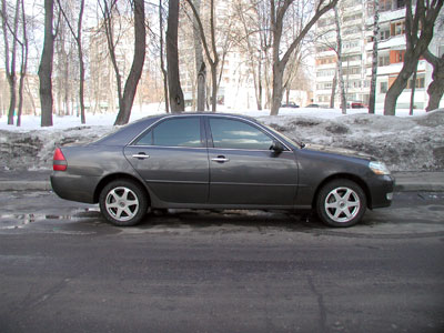 2001 Toyota Mark II Pics