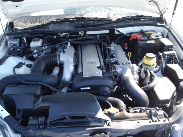 2001 Toyota Mark II Pictures