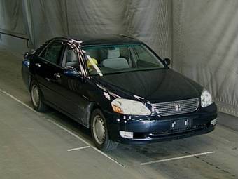 2001 Toyota Mark II Photos