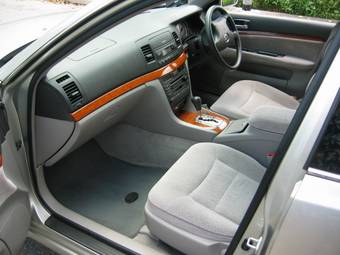 2001 Toyota Mark II Photos