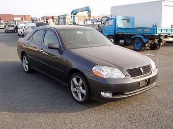 2001 Toyota Mark II Pictures