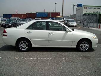 2001 Toyota Mark II Pictures