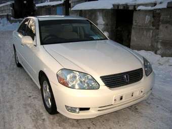 2001 Toyota Mark II Pics