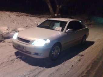 2001 Toyota Mark II Pictures