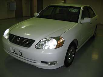 2001 Toyota Mark II Pictures