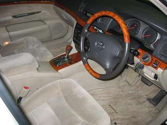 2001 Toyota Mark II Pictures