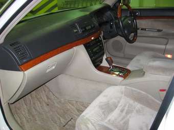 2001 Toyota Mark II Pictures