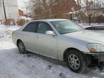 2001 Toyota Mark II Pictures